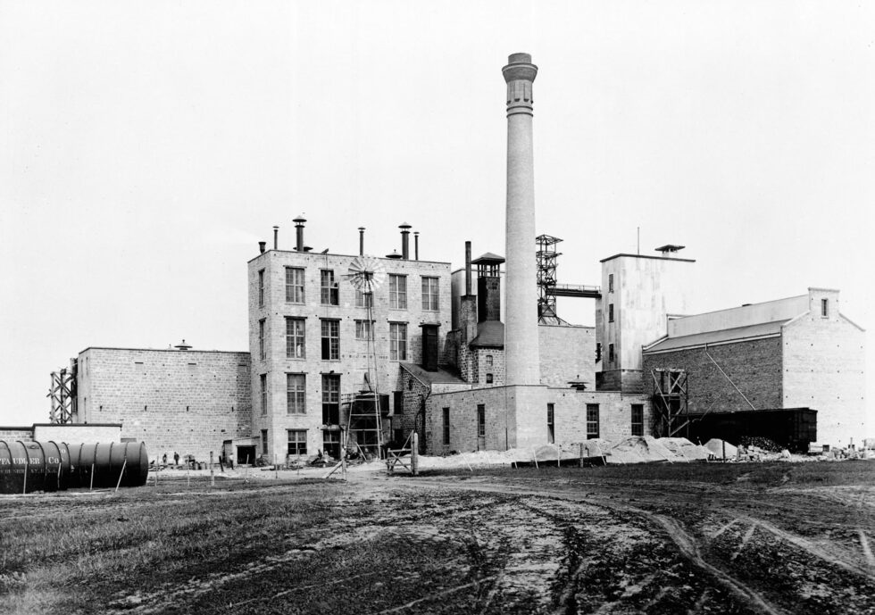 Makers Past Calgary Brewing and Malting Co. Made in Alberta